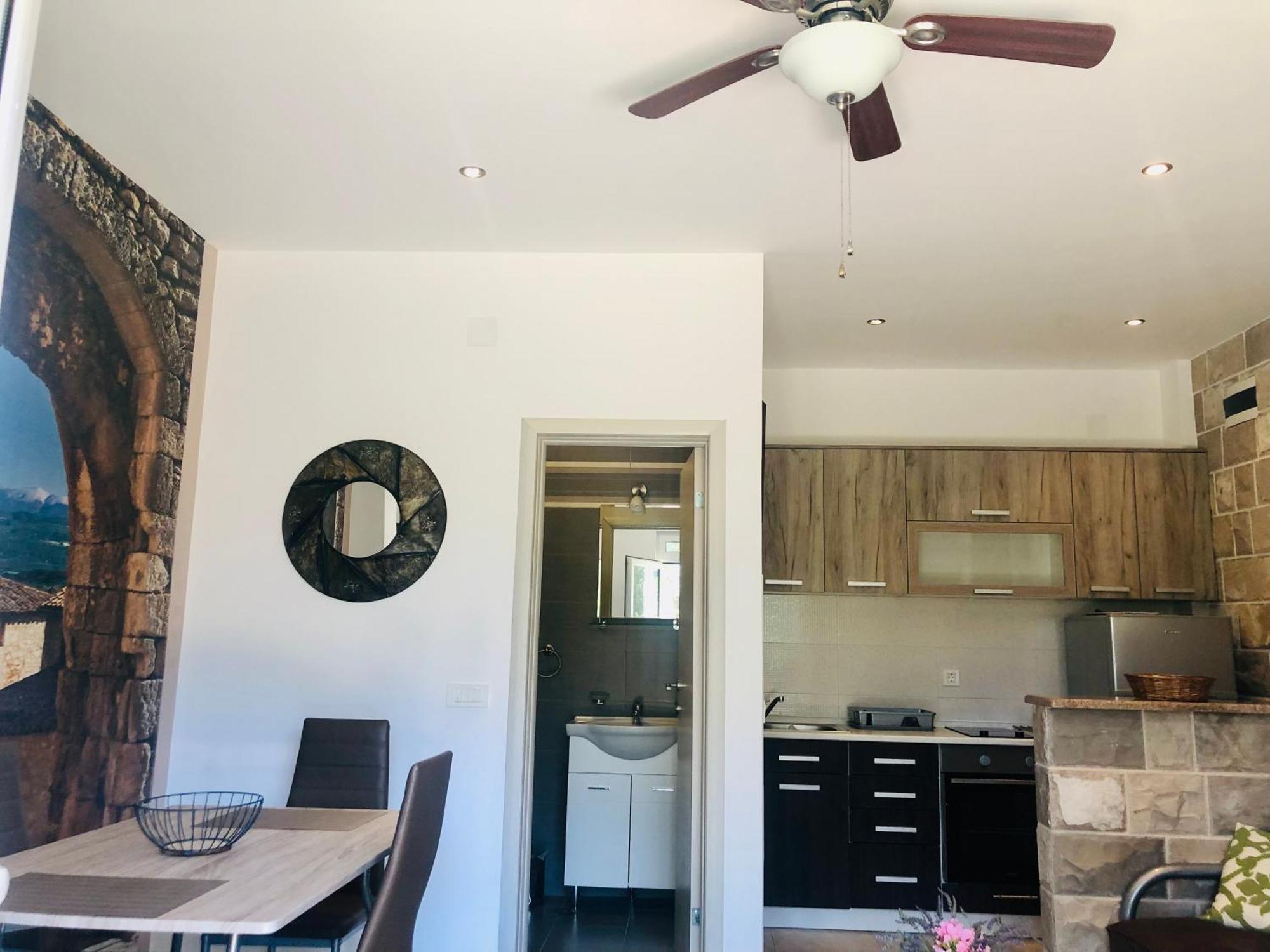 Bay View Apartments Petrovac 部屋 写真